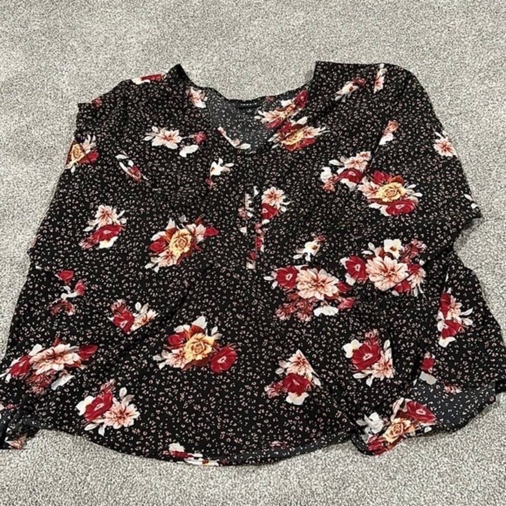 Floral Black Peplum Top